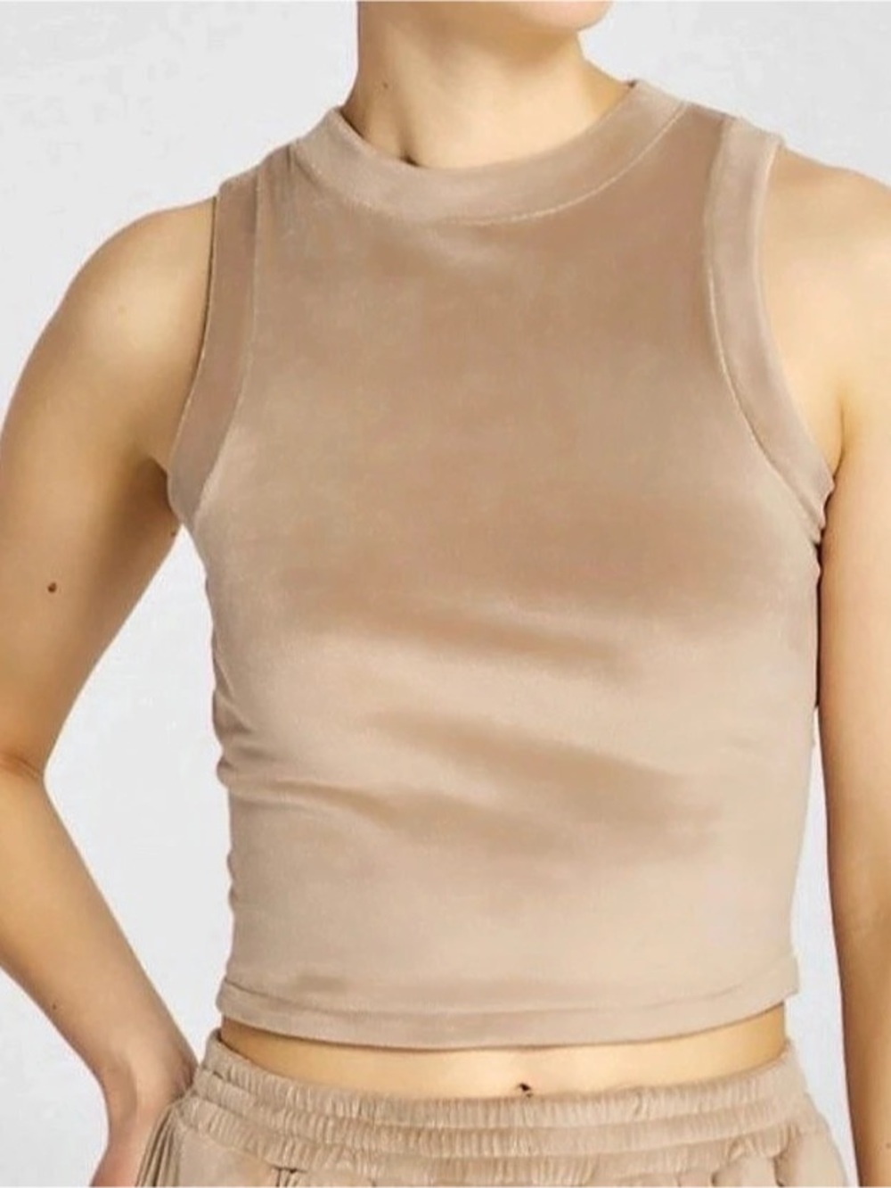 SKIMS Velour Crew Neck Tank Brown